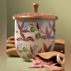 NWT Anthropologie Woody Leather & Leaves Hand Painted Glass Acorn Candle